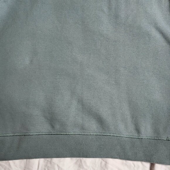 he Black Dog Womens Sweatshirt Legacy Collection Color Green Size Medium - Picture 14 of 16